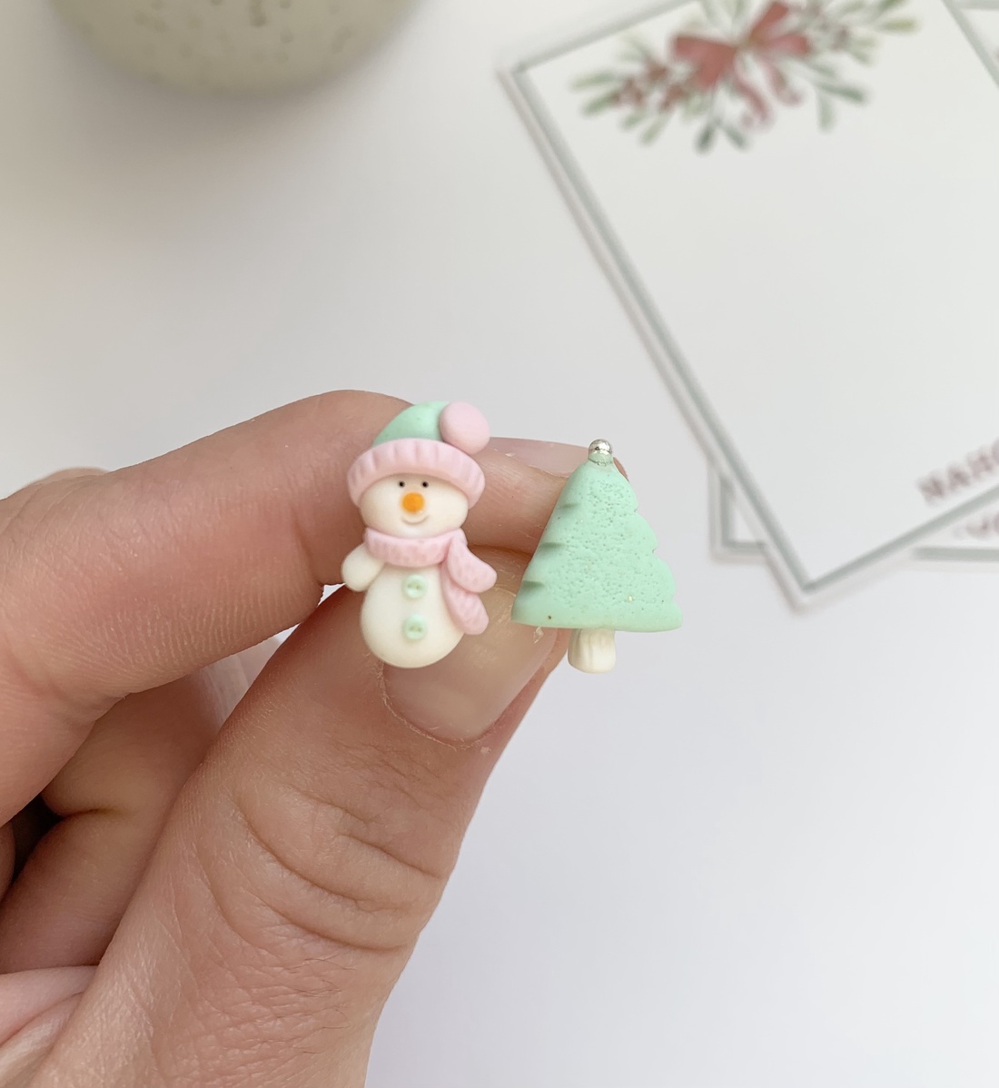 Cercei Om de zapada cu bradut - crăciun - cadouri de moș crăciun - cadouri de moș crăciun - Artynos.ro