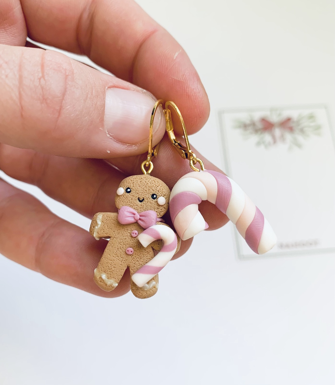 Cercei Om de turta dulce - crăciun - cadouri de moș crăciun - cadouri de moș crăciun - Artynos.ro