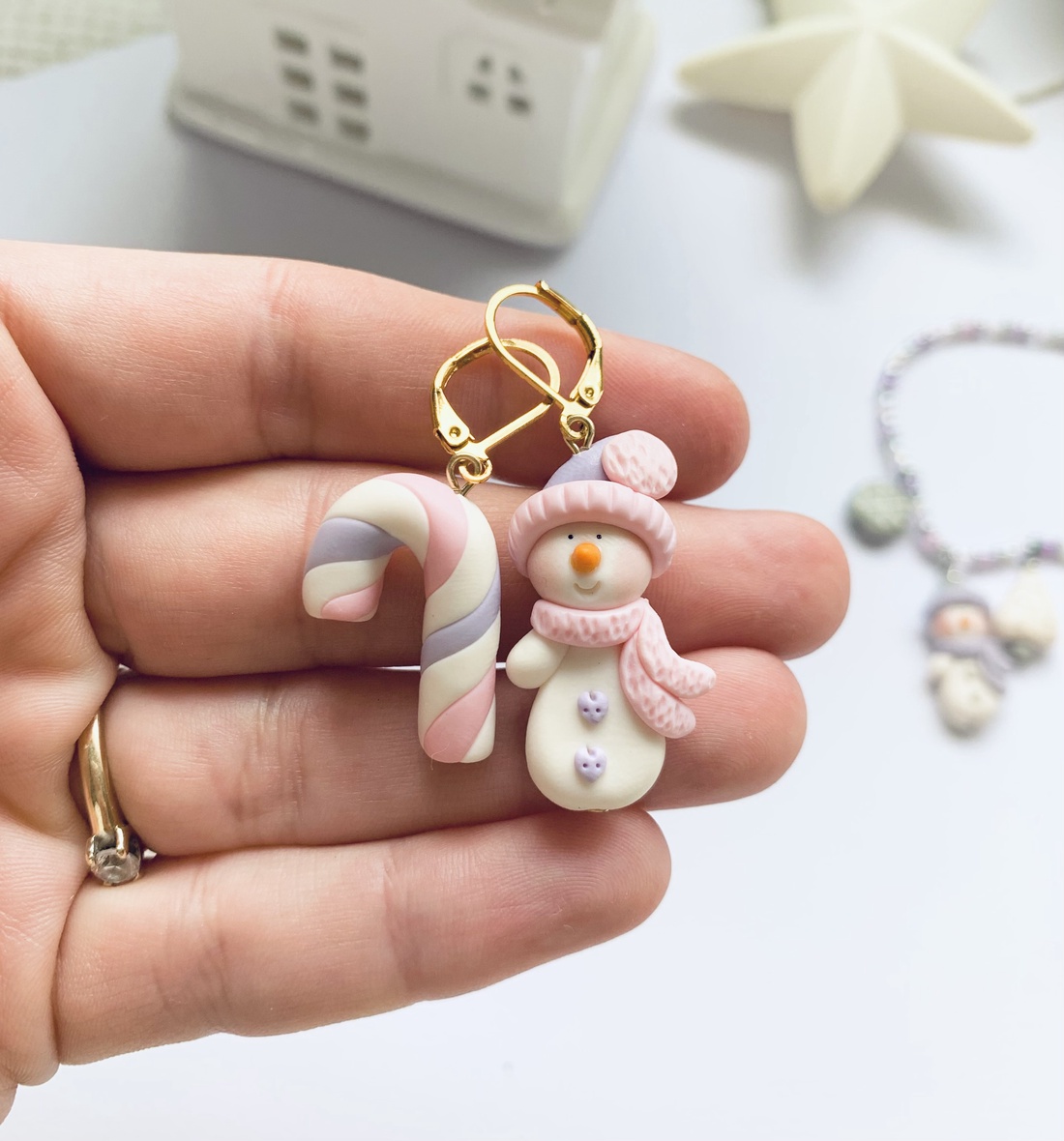 Cercei Om de zapada cu ciubuc - crăciun - cadouri de moș crăciun - cadouri de moș crăciun - Artynos.ro