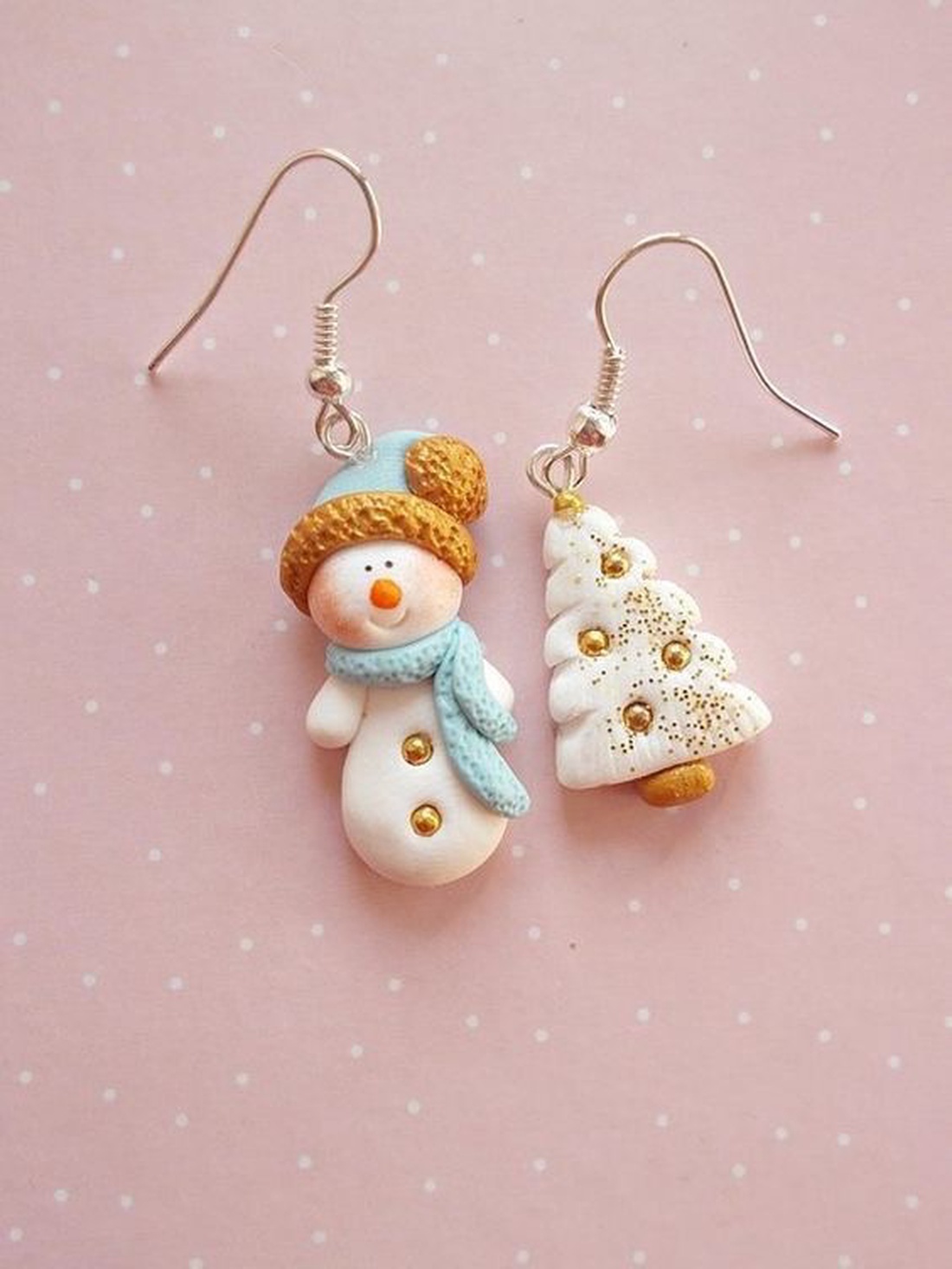 Cercei Om de zapada cu bradut - crăciun - cadouri de moș crăciun - cadouri de moș crăciun - Artynos.ro