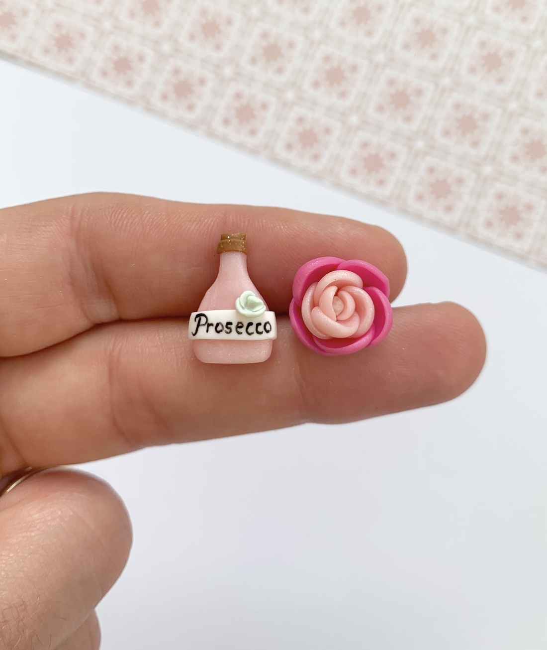 Cercei Prosecco - bijuterii - cercei - cercei cu figurine - Artynos.ro