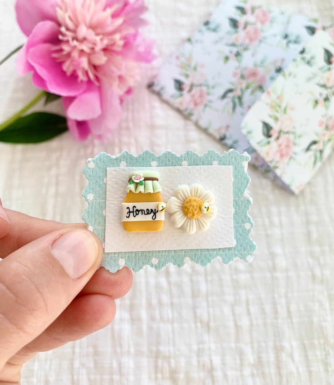 Cercei Honey - bijuterii - cercei - cercei cu figurine - Artynos.ro