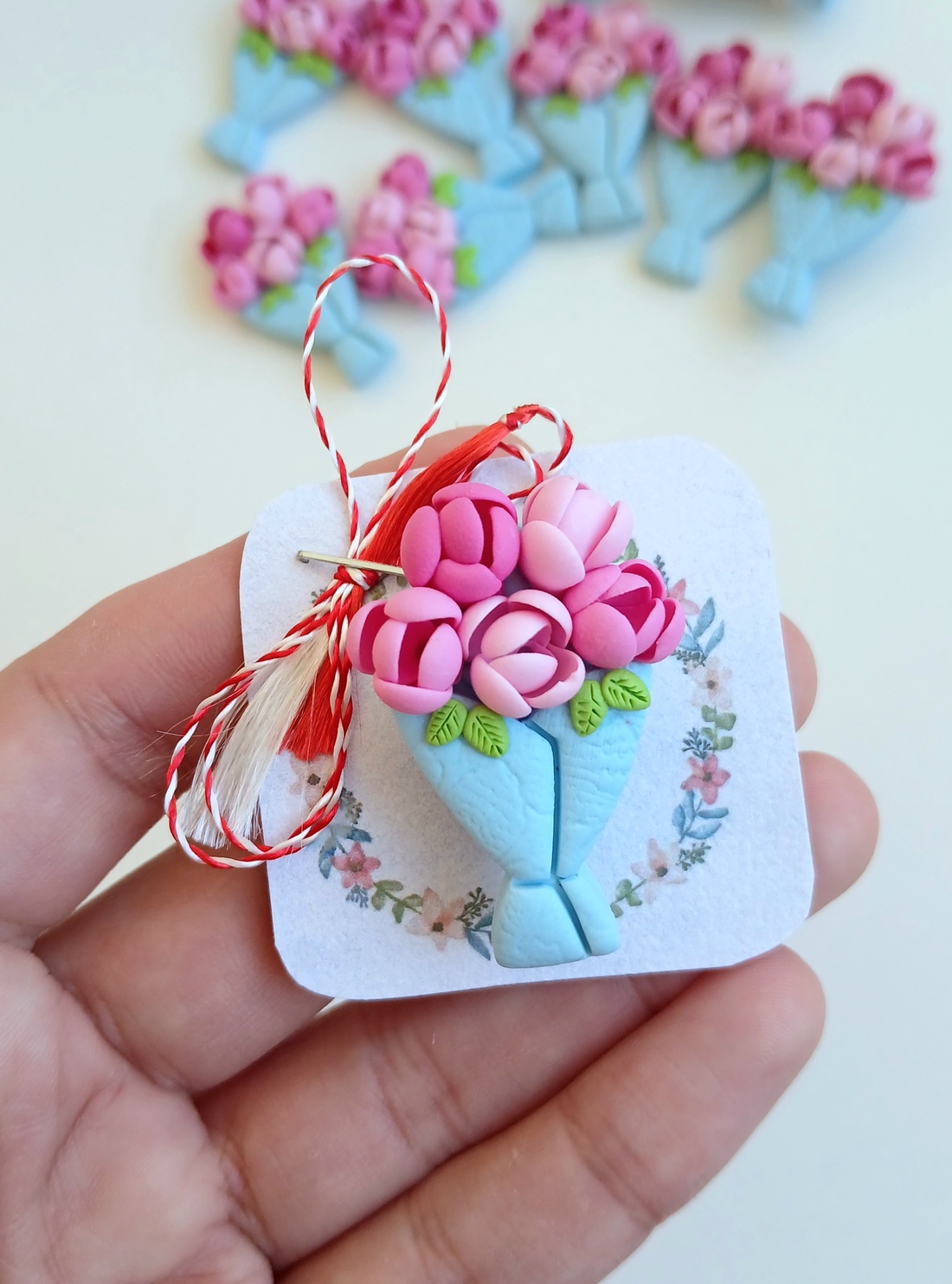 Broșă Mărțișor  - bijuterii - mărțișor - Artynos.ro