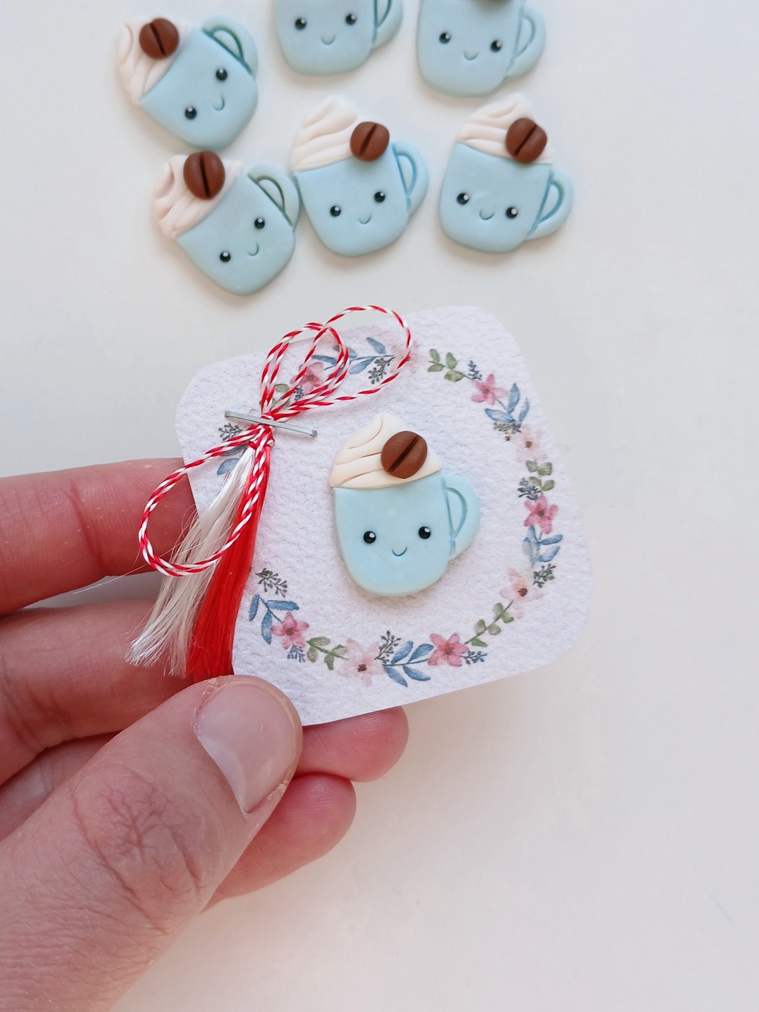 Broșă Mărțișor  - bijuterii - mărțișor - Artynos.ro