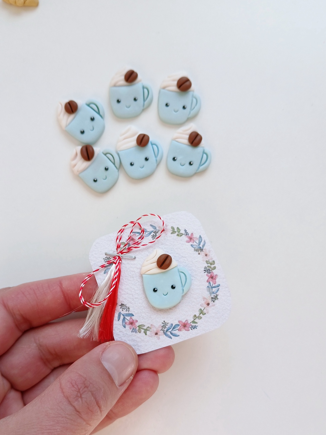 Broșă Mărțișor  - bijuterii - mărțișor - Artynos.ro