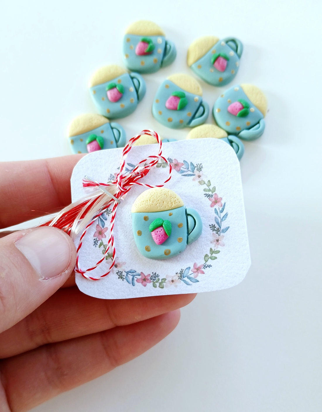 Broșă Căniță - bijuterii - mărțișor - Artynos.ro