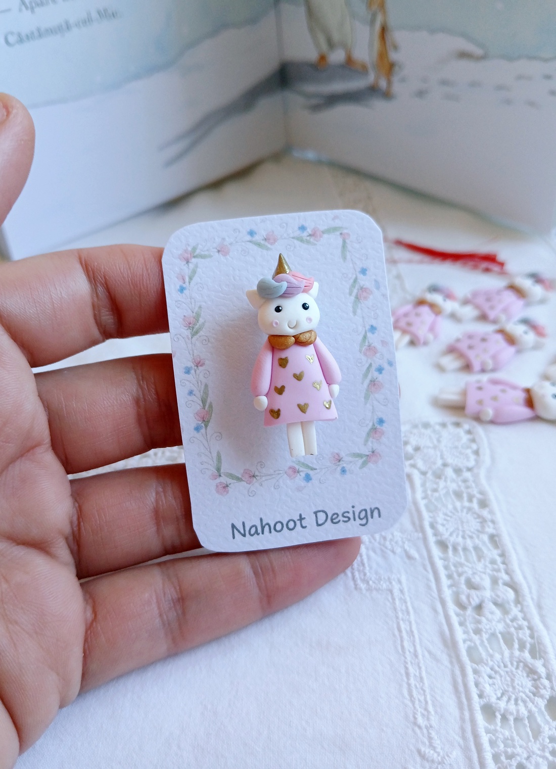 Broșă Mărțișor  - bijuterii - mărțișor - Artynos.ro