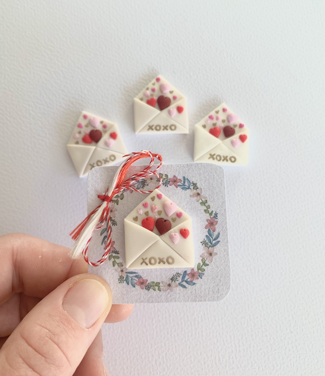 Broșă Mărțișor  - bijuterii - mărțișor - Artynos.ro