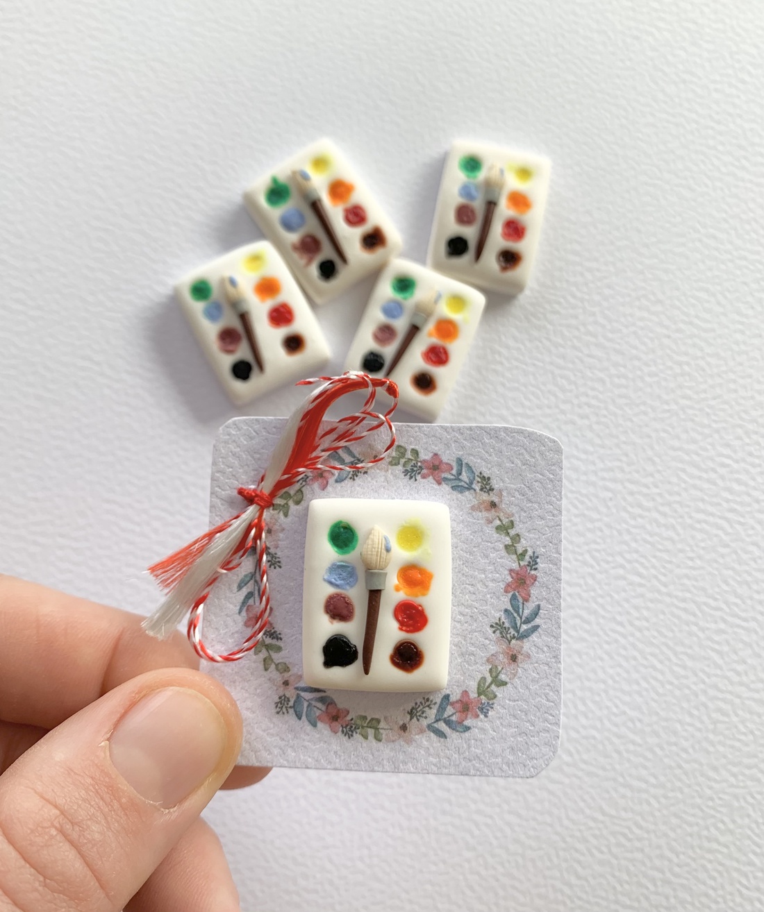 Broșă Mărțișor  - bijuterii - mărțișor - Artynos.ro