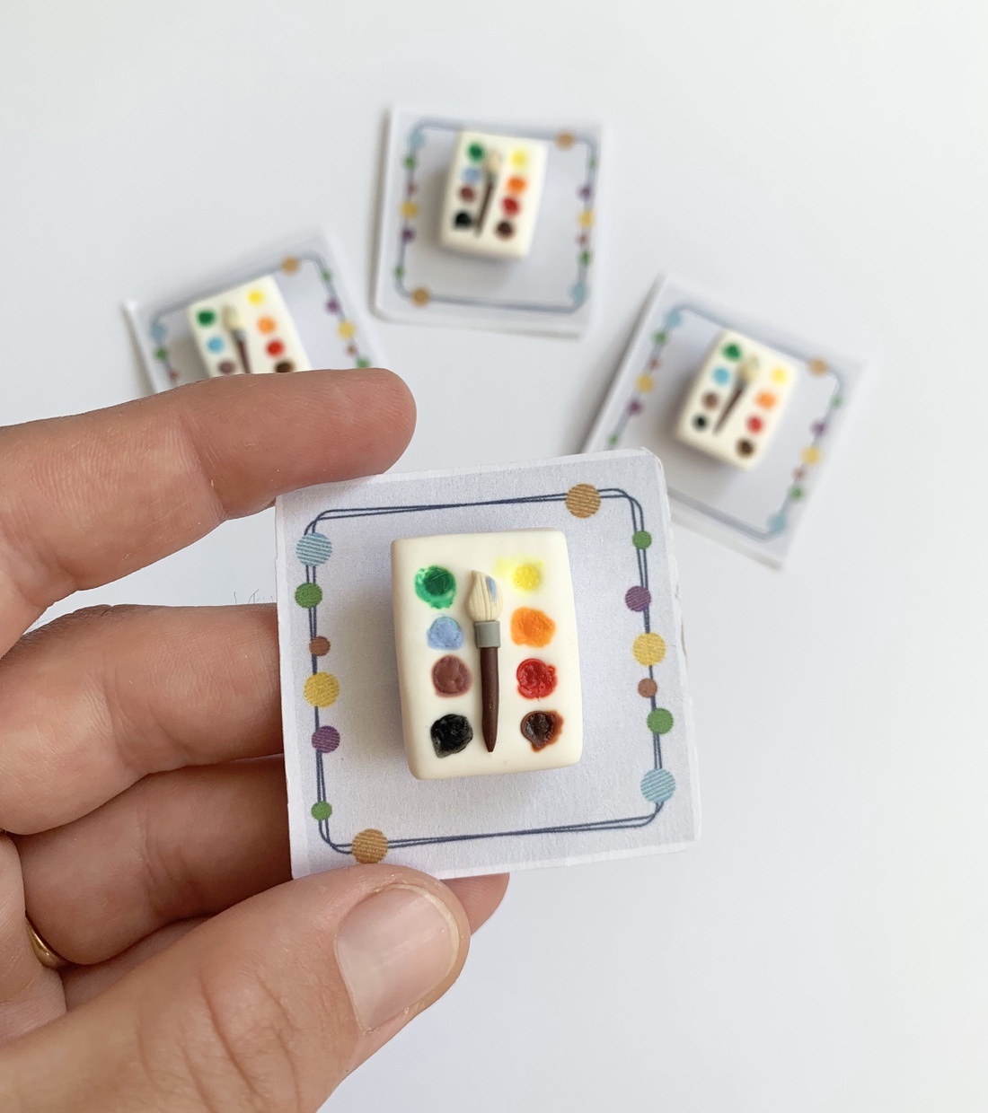 Broșă Mărțișor  - bijuterii - mărțișor - Artynos.ro