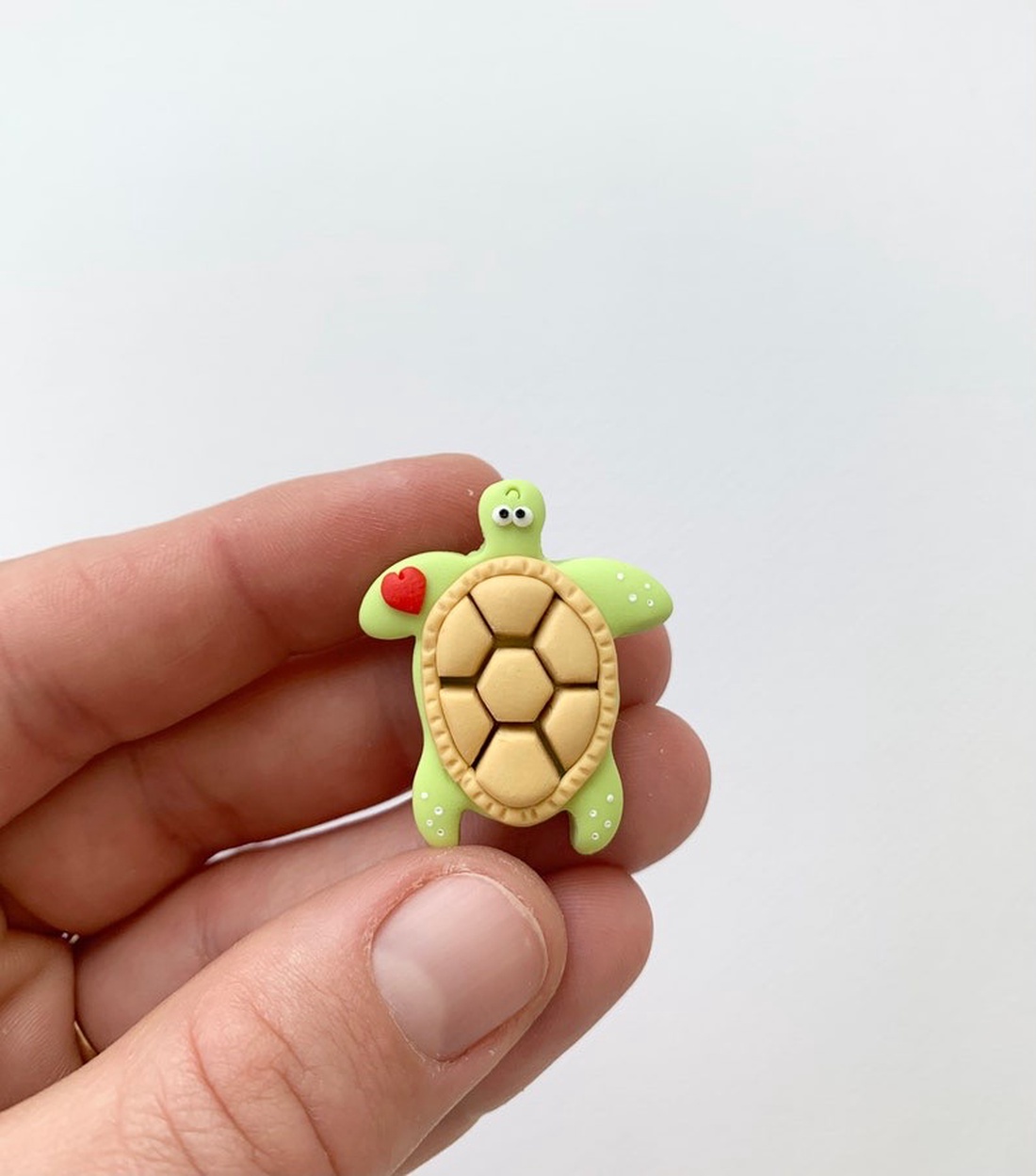 Broșă Mărțișor  - bijuterii - mărțișor - Artynos.ro