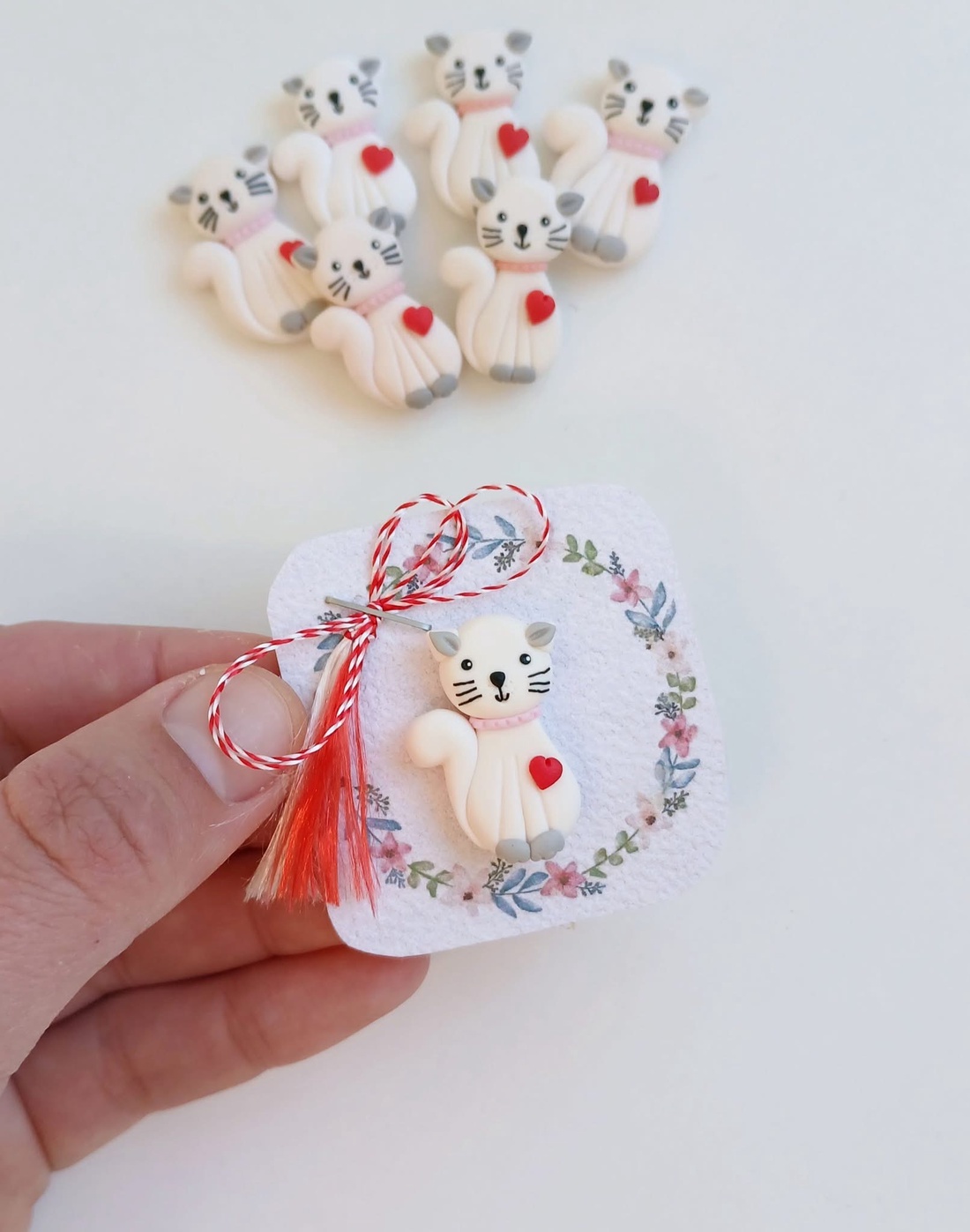 Broșă Mărțișor  - bijuterii - mărțișor - Artynos.ro