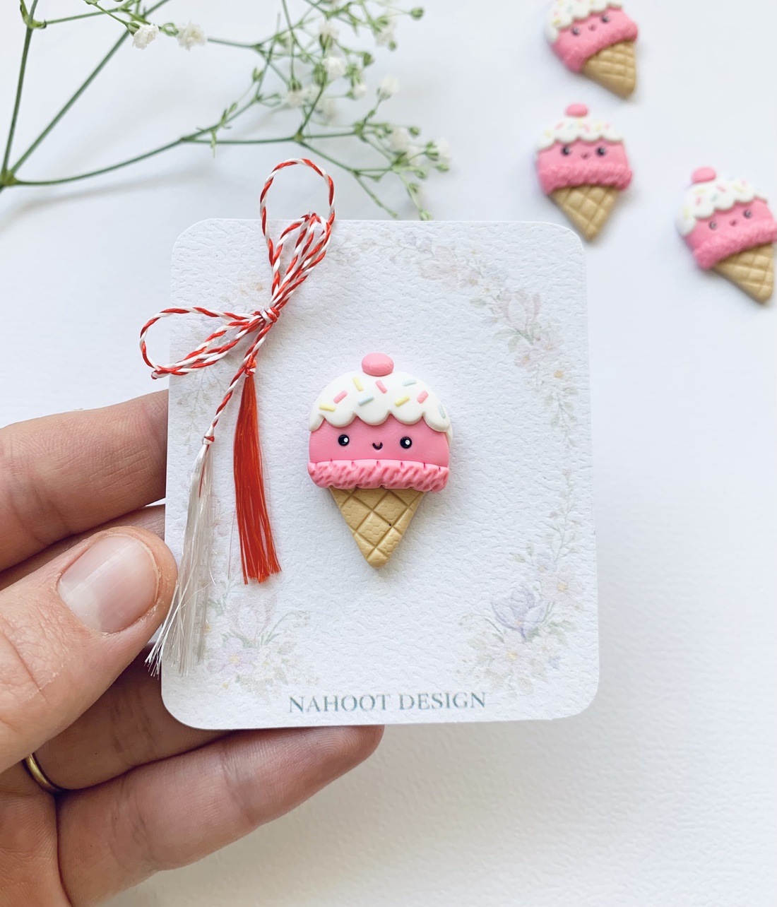 Broșă Mărțișor  - bijuterii - mărțișor - Artynos.ro