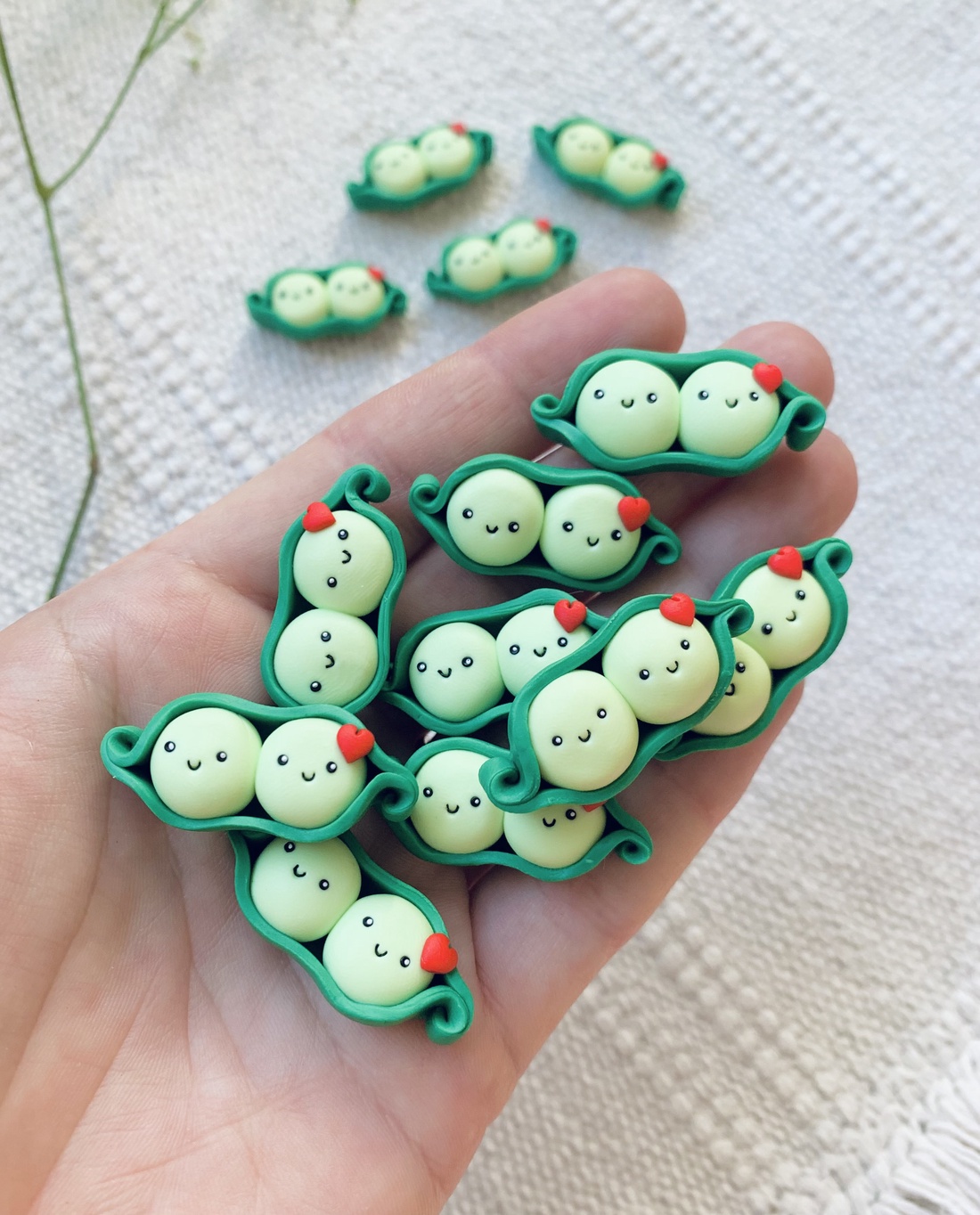 Broșă Mărțișor  - bijuterii - mărțișor - Artynos.ro