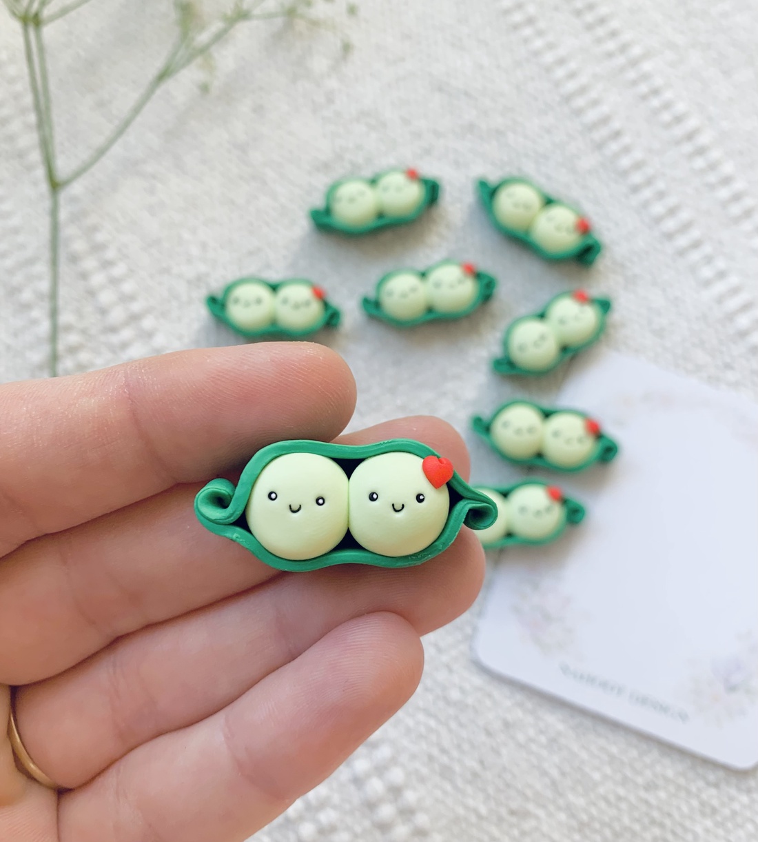 Broșă Mărțișor  - bijuterii - mărțișor - Artynos.ro