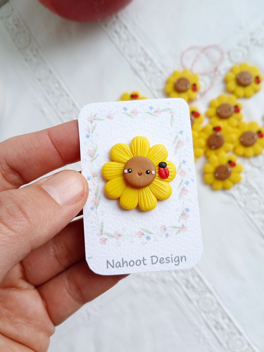 Broșă Mărțișor  - bijuterii - mărțișor - Artynos.ro