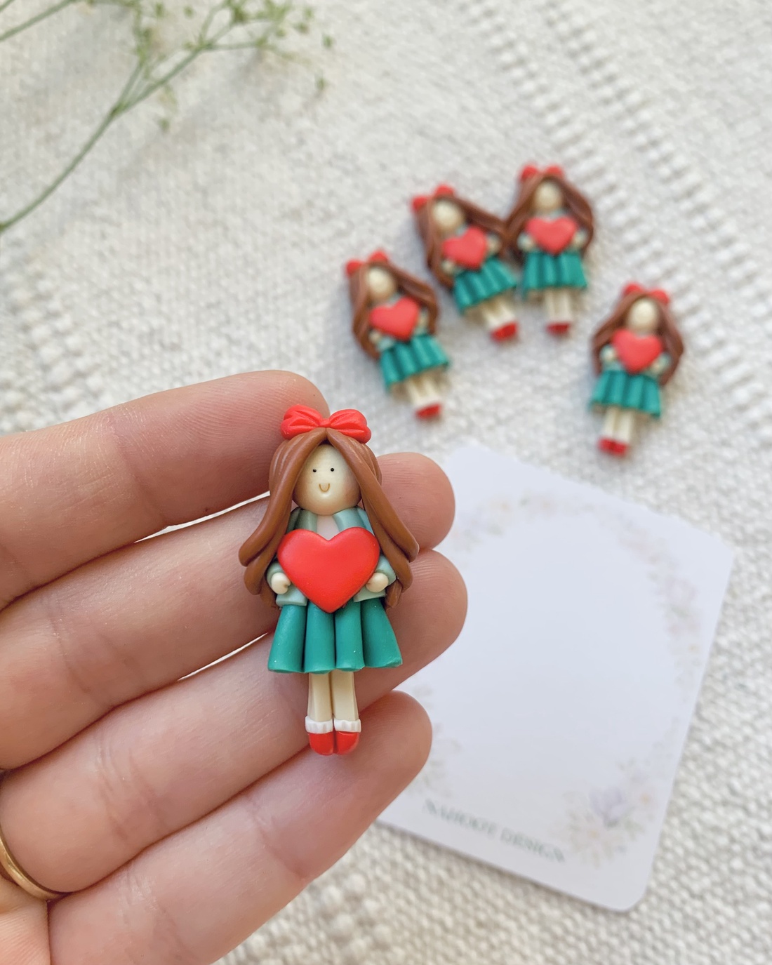 Broșă Mărțișor  - bijuterii - mărțișor - Artynos.ro