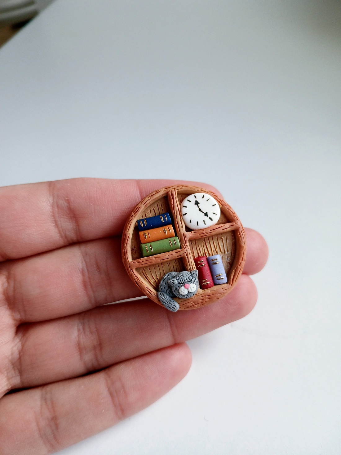 Broșă Pisica - bijuterii - mărțișor - Artynos.ro