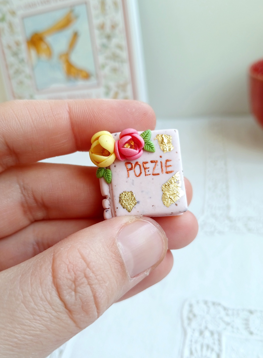 Brosa Poezie - bijuterii - mărțișor - Artynos.ro