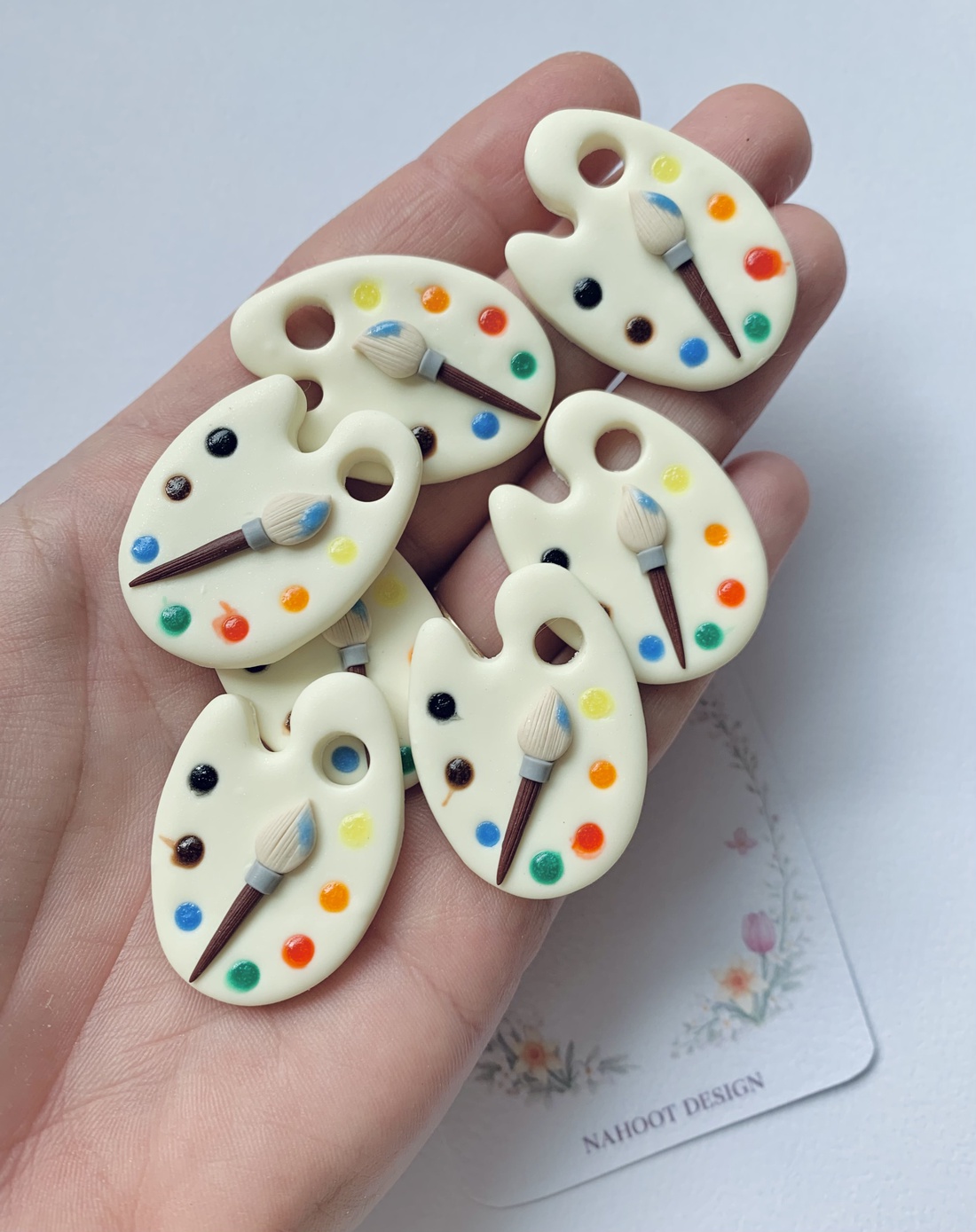 Martisor Paleta de culori - bijuterii - mărțișor - Artynos.ro