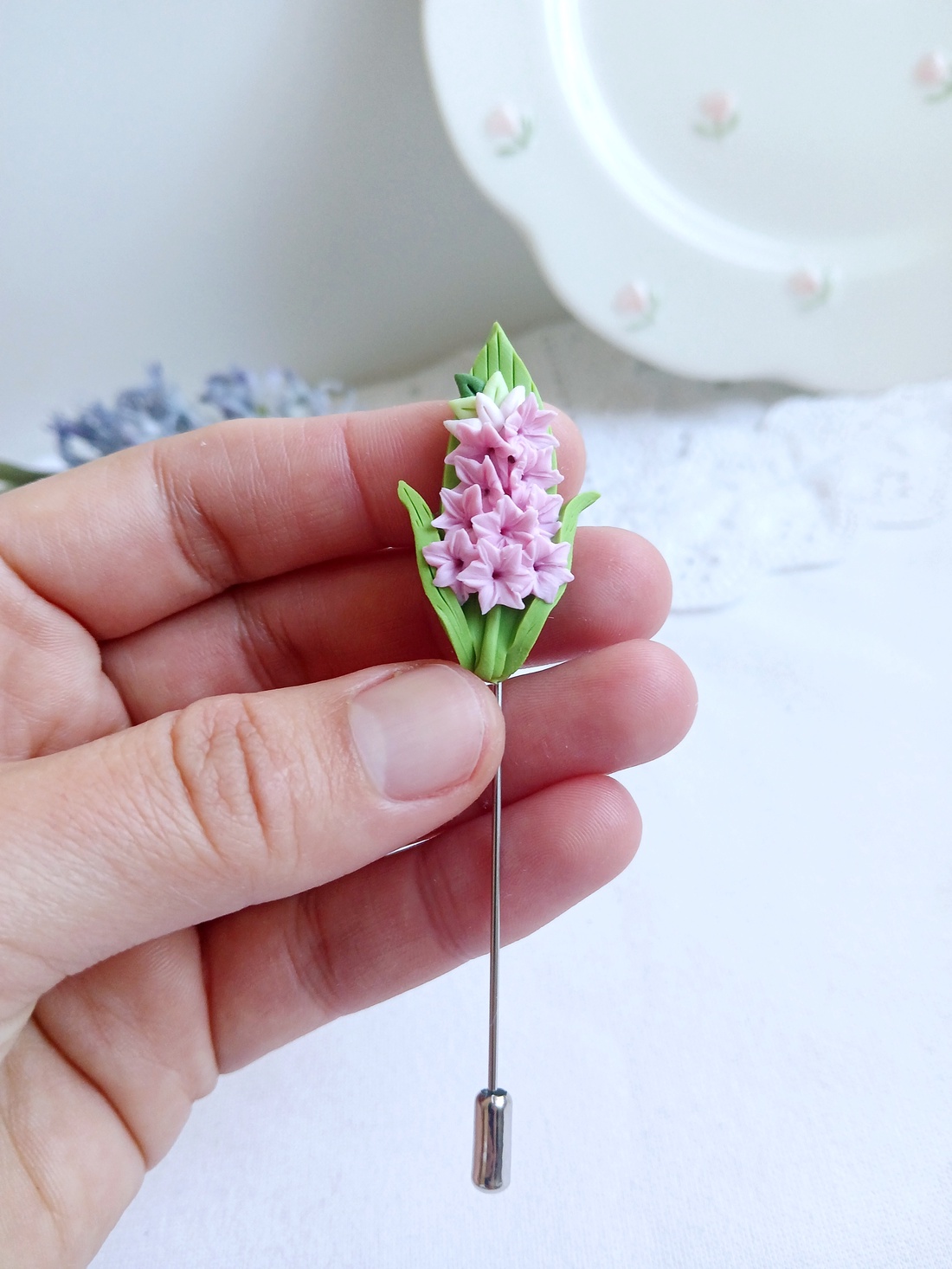 Broșă Zambilă - bijuterii - broșe - Artynos.ro