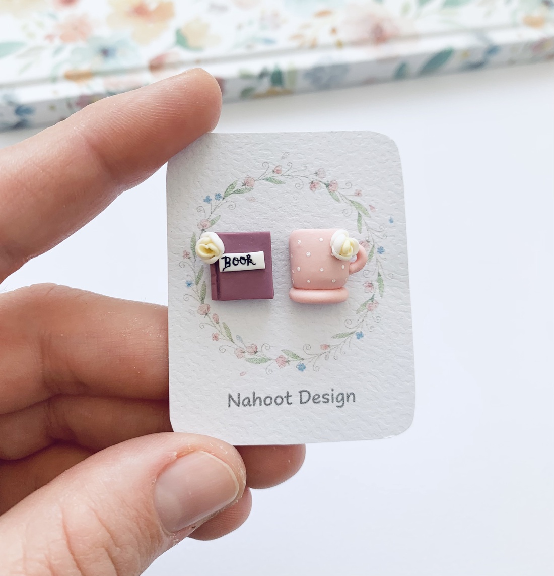 Cercei Coffee and Book - bijuterii - cercei - clipsuri - Artynos.ro