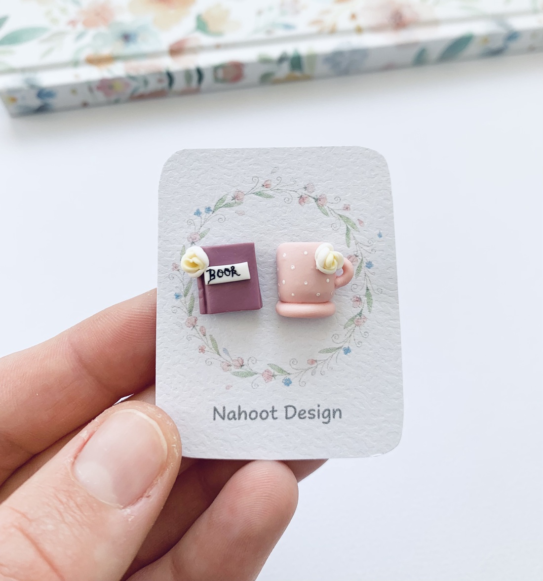 Cercei Coffee and Book - bijuterii - cercei - clipsuri - Artynos.ro