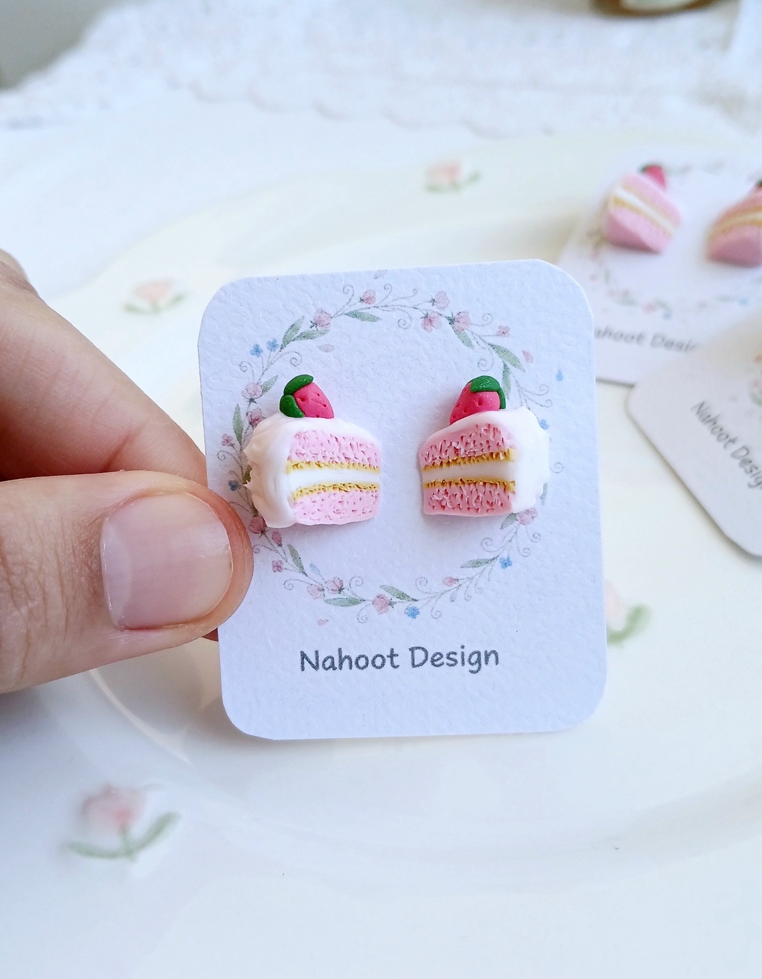 Cercei Strawberry Cake - bijuterii - cercei - cercei cu figurine - Artynos.ro