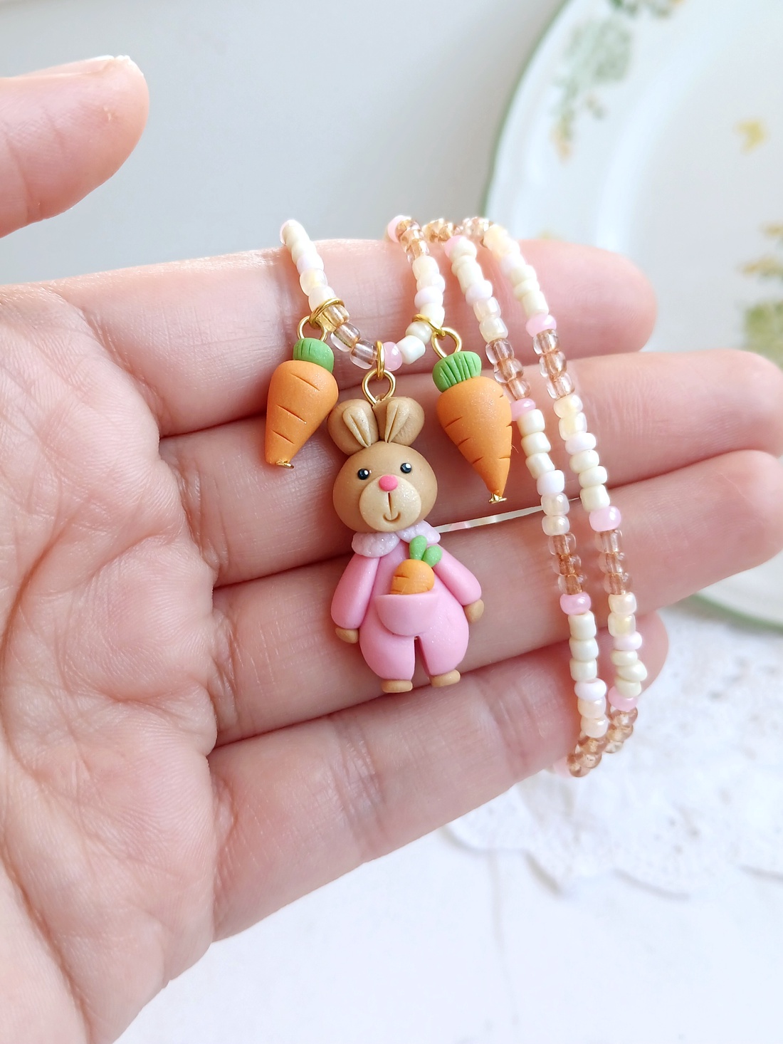 Colier Bunny - bijuterii - coliere - coliere cu pandative - Artynos.ro