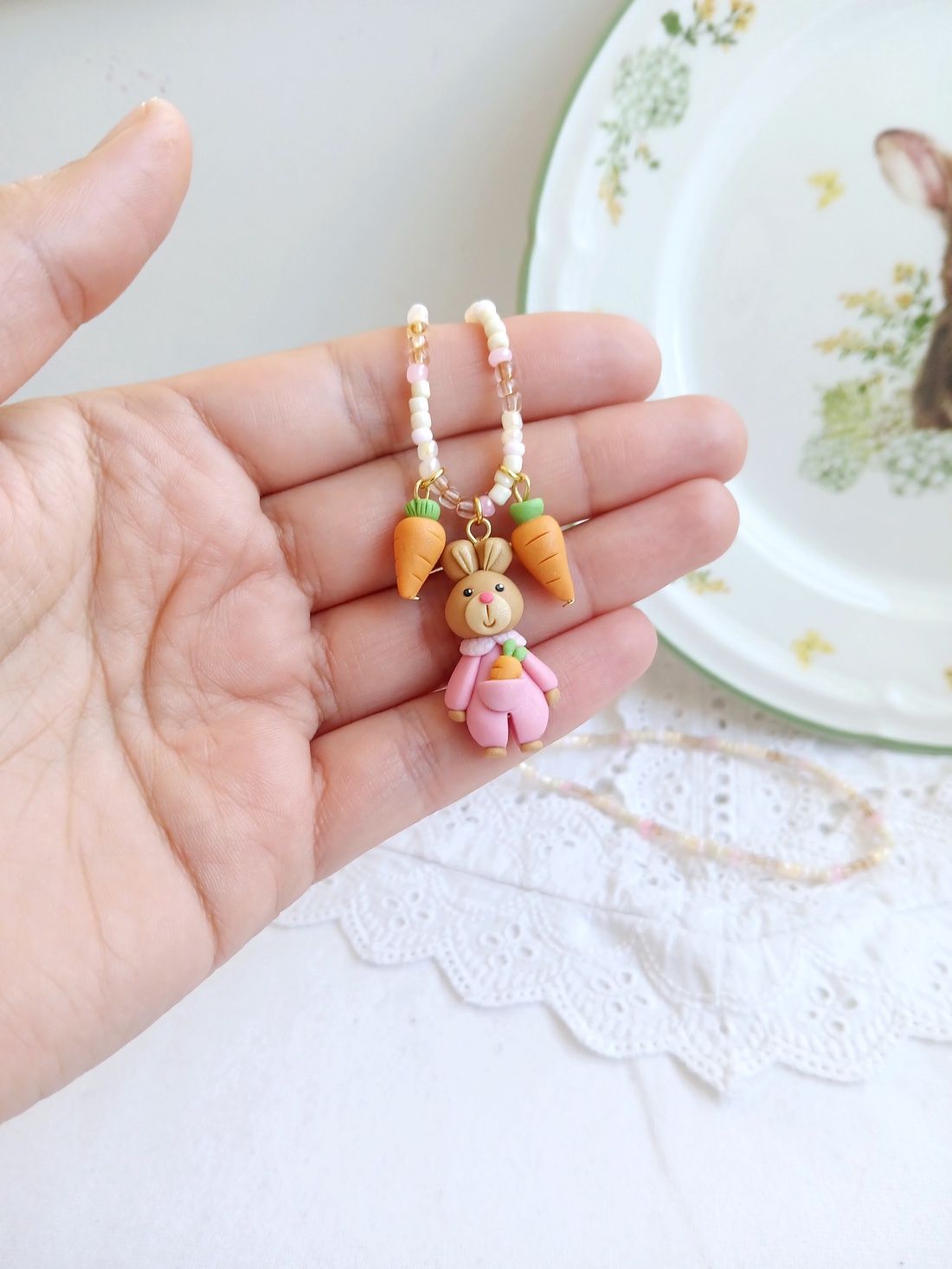 Colier Bunny - bijuterii - coliere - coliere cu pandative - Artynos.ro