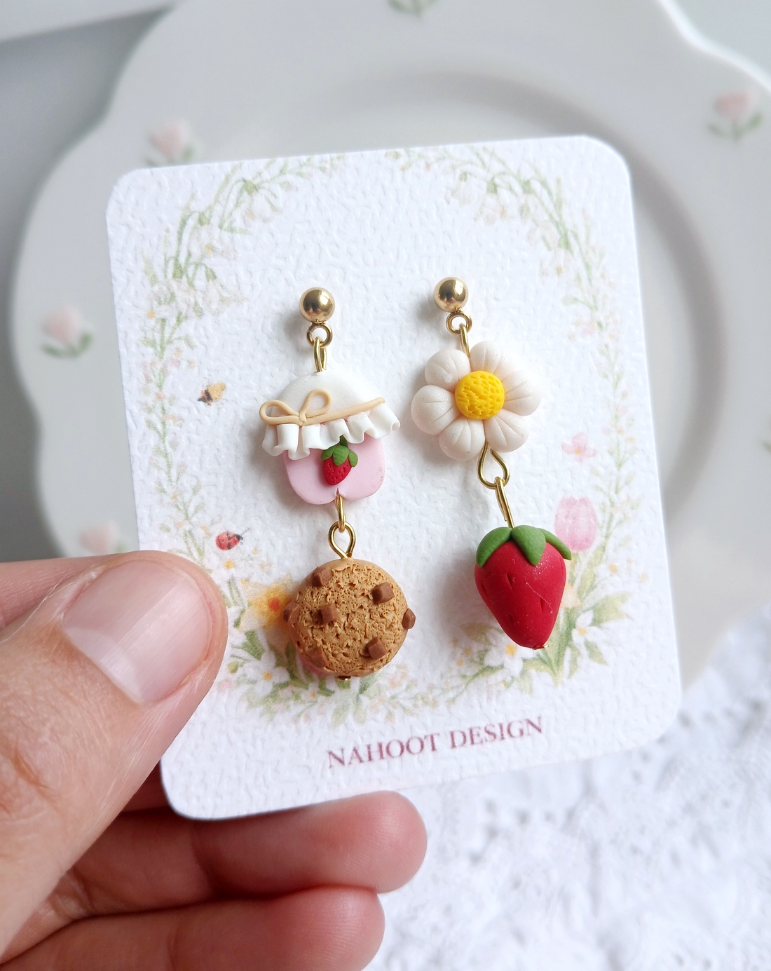 Cercei Strawberry - bijuterii - cercei - cercei cu figurine - Artynos.ro