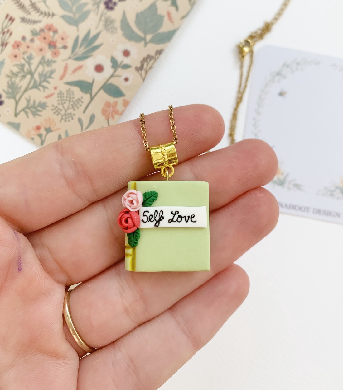 Colier Carte - crăciun - cadouri de moș crăciun - cadouri de moș crăciun - Artynos.ro