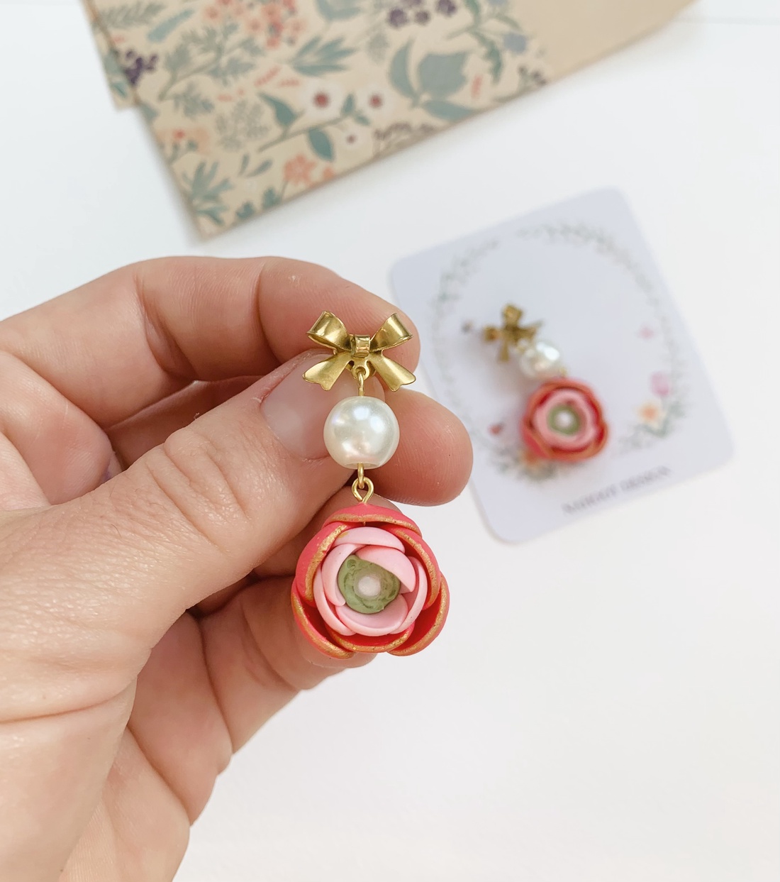 Cercei Flori de primavara - bijuterii - cercei - clipsuri - Artynos.ro