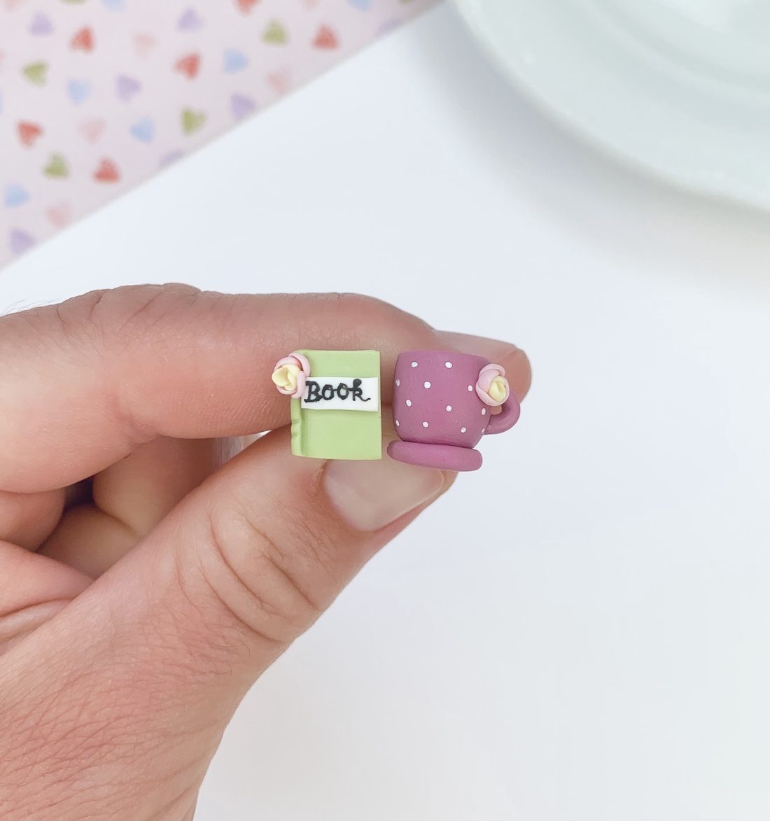 Cercei Cana si carte - bijuterii - cercei - clipsuri - Artynos.ro