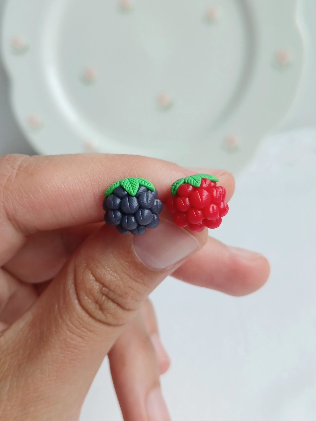 Cercei zmeura si mura - bijuterii - cercei - cercei cu figurine - Artynos.ro