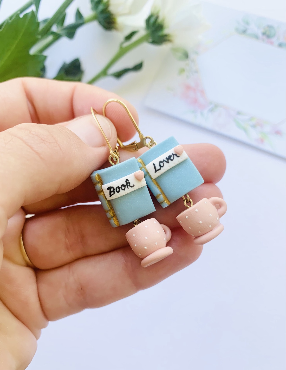Cercei Book Lover - bijuterii - cercei - cercei cu figurine - Artynos.ro