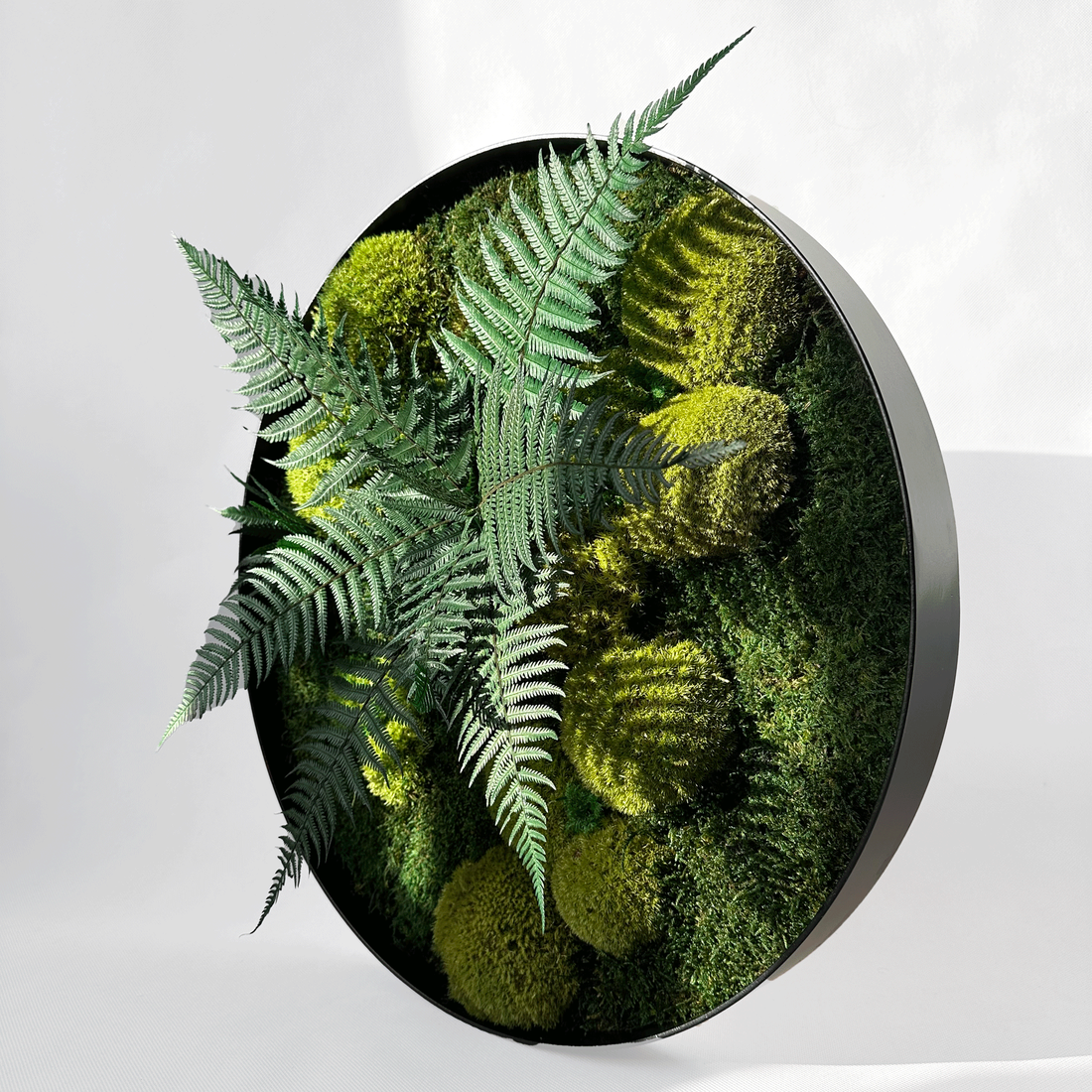 Cerc din licheni peisaj Ø 50 cm - casă & stil de viață - accesorii pentru decorat casa - decorațiuni de pereți, decorațiuni suspendate - tablou cu licheni - Artynos.ro Cerc din licheni peisaj Ø 50 cm - casă & stil de viață - accesorii pentru decorat casa - decorațiuni de pereți, decorațiuni suspendate - tablou cu licheni - Artynos.ro