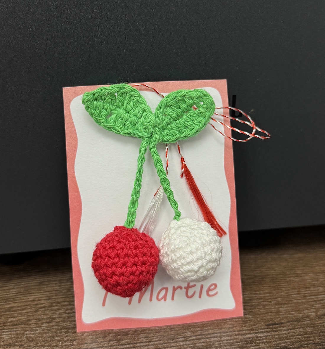 Cireașă alb și roșu Mărțișor  - bijuterii - mărțișor - Artynos.ro