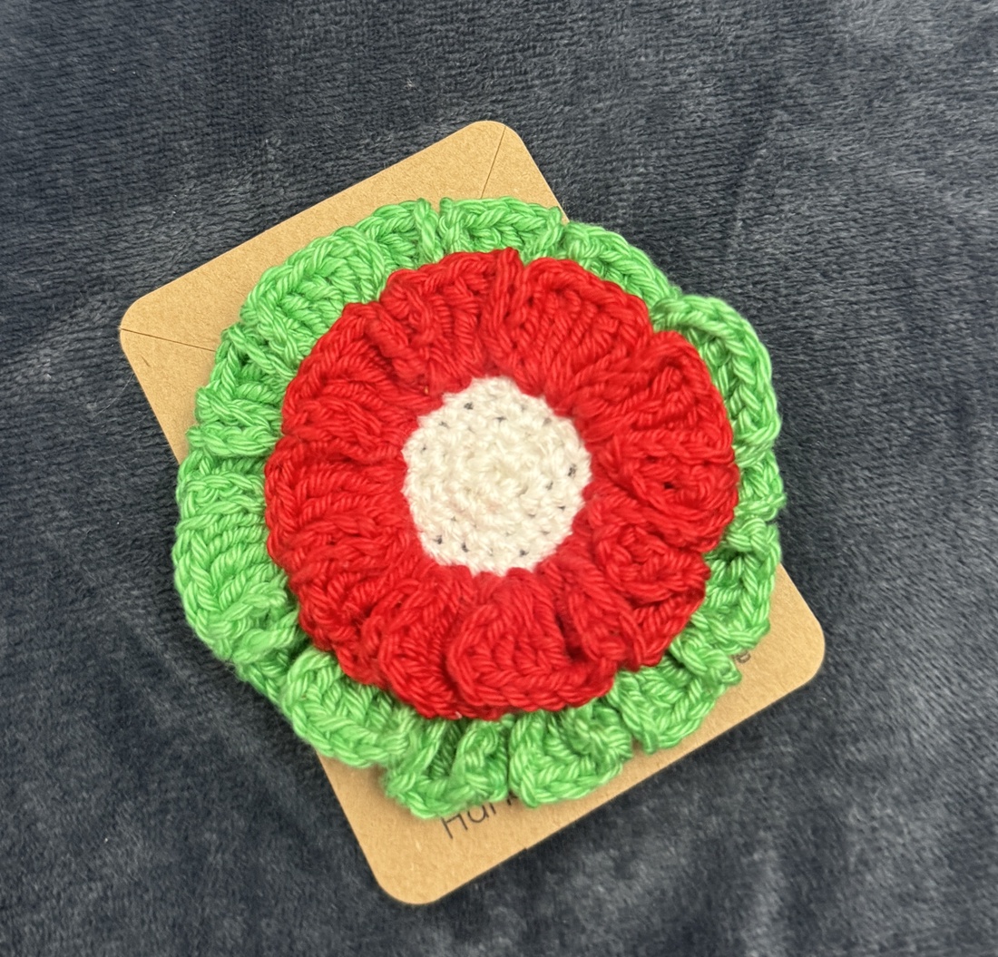 Broșă floare mărțișor  - bijuterii - mărțișor - Artynos.ro