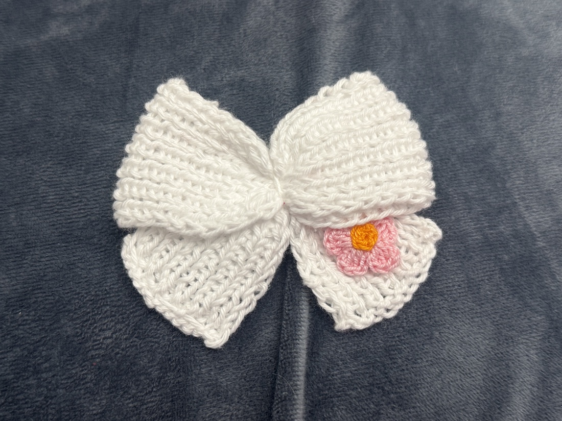 Fundiță Broșă Martisor - bijuterii - mărțișor - Artynos.ro