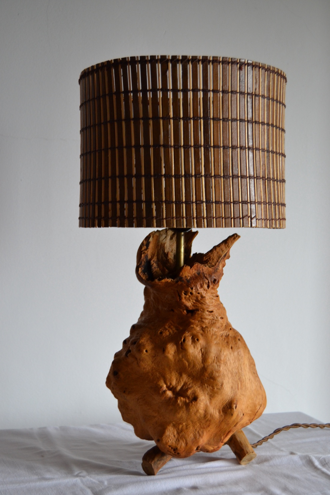 Clasic - casă & stil de viață - lămpi și corpuri de iluminat - lampă de masă - Artynos.ro