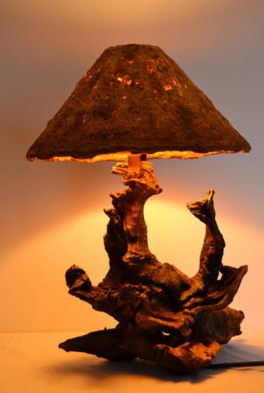 Pagodă - casă & stil de viață - lămpi și corpuri de iluminat - lampă de masă - Artynos.ro