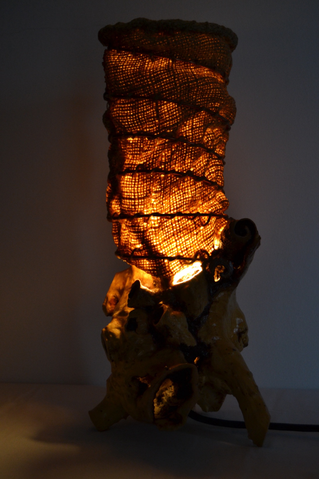 Fagorn - casă & stil de viață - lămpi și corpuri de iluminat - lampă de ambianță - Artynos.ro