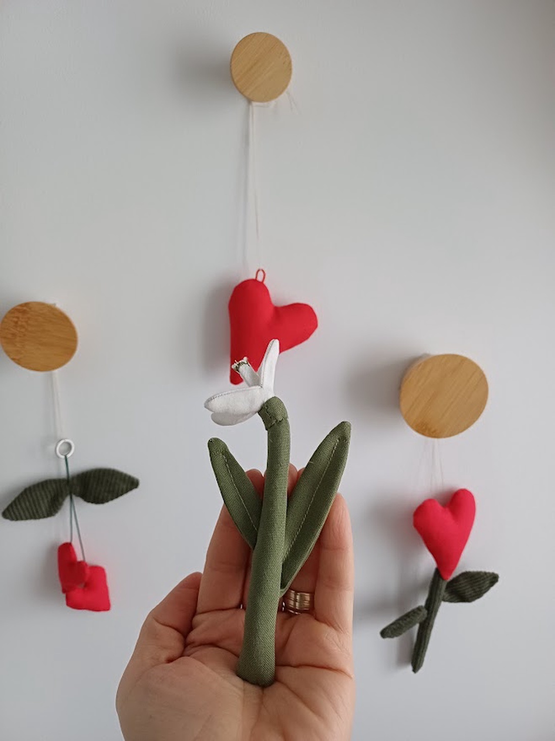 Flori textile handmade - casă & stil de viață - decorațiuni de casă - accesorii florale - flori la fir - Artynos.ro