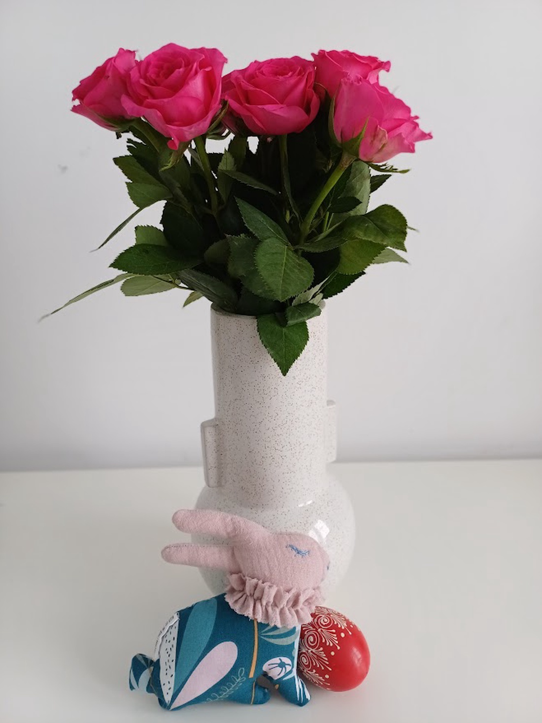 Iepure textil handmade � decor de Paște - casă & stil de viață - decorațiuni de casă - decorațiuni de masă și rafturi - decorațiuni de masă - Artynos.ro