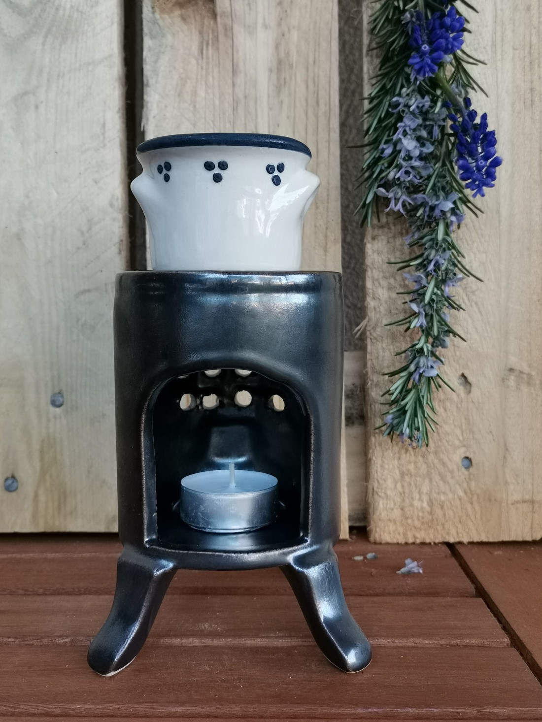 Soba de fier cu lampă de aromă - casă & stil de viață - lumânări, parfumuri, arome - umidificator - Artynos.ro