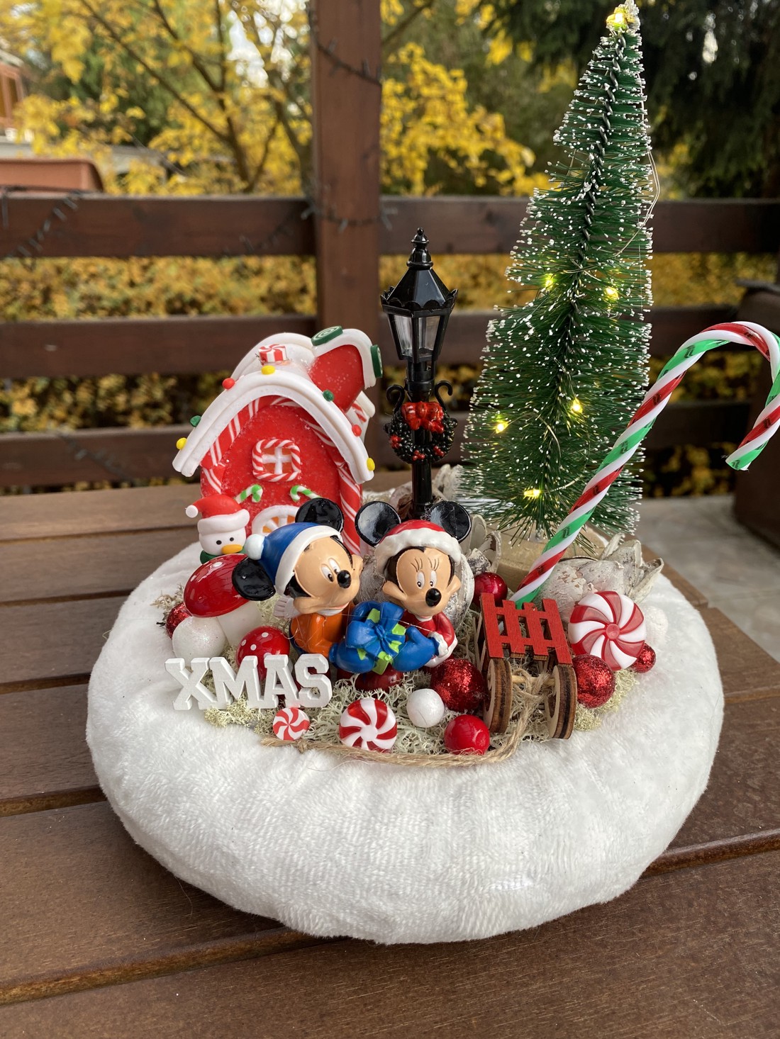 Decorațiuni de masă cu Mickey și Minnie de la Disney  -  - Artynos.ro