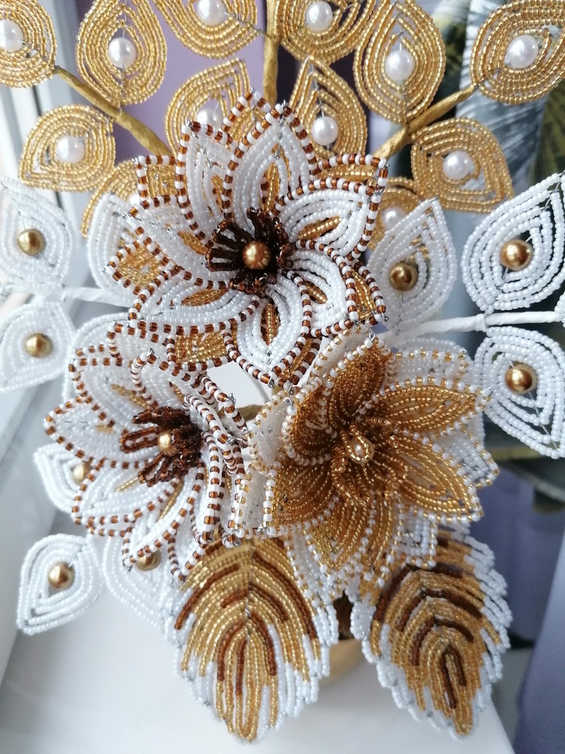 Compoziție de flori din perle - casă & stil de viață - accesorii pentru decorat casa - suport de flori - buchete de flori - Artynos.ro