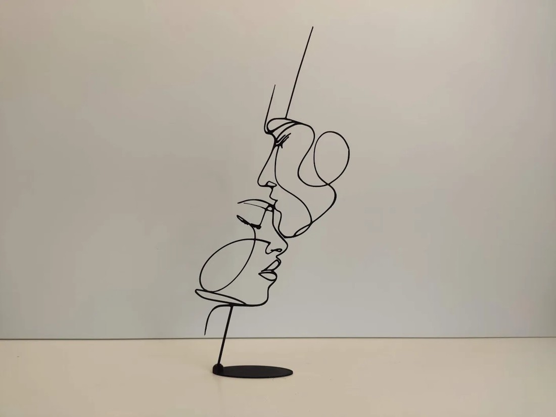 Statuie de dragoste pentru Ziua Îndrăgostiților - - Artynos.ro Statuie de dragoste pentru Ziua Îndrăgostiților - - Artynos.ro