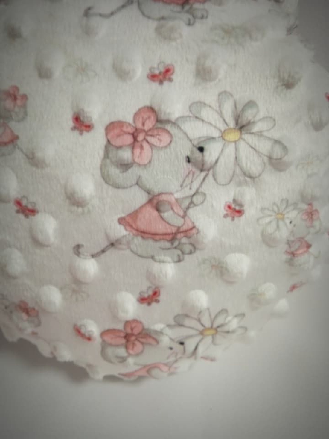 Pernă iepuraș - jucării și echipamente pentru copii - cadouri baby shower - Artynos.ro Pernă iepuraș - jucării și echipamente pentru copii - cadouri baby shower - Artynos.ro